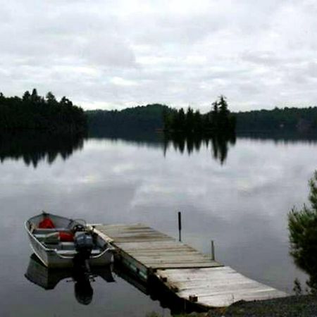 Dunlop Lake Lodge Elliot Lake Exteriör bild