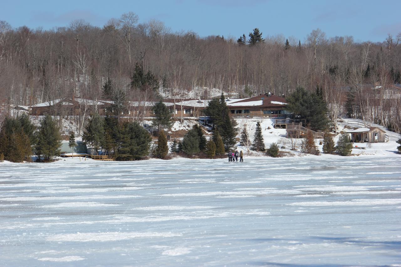 Dunlop Lake Lodge Elliot Lake Exteriör bild