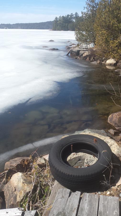 Dunlop Lake Lodge Elliot Lake Exteriör bild