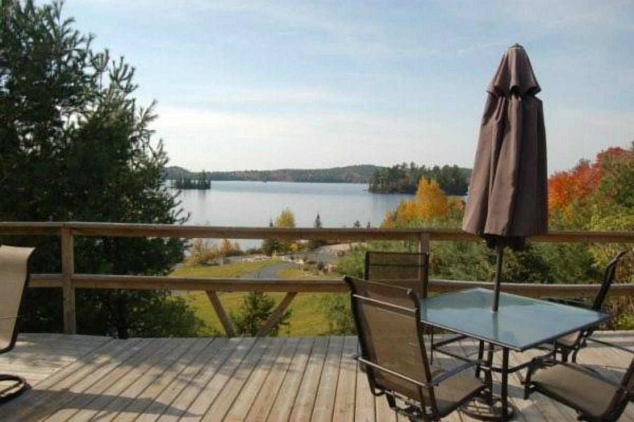 Dunlop Lake Lodge Elliot Lake Exteriör bild