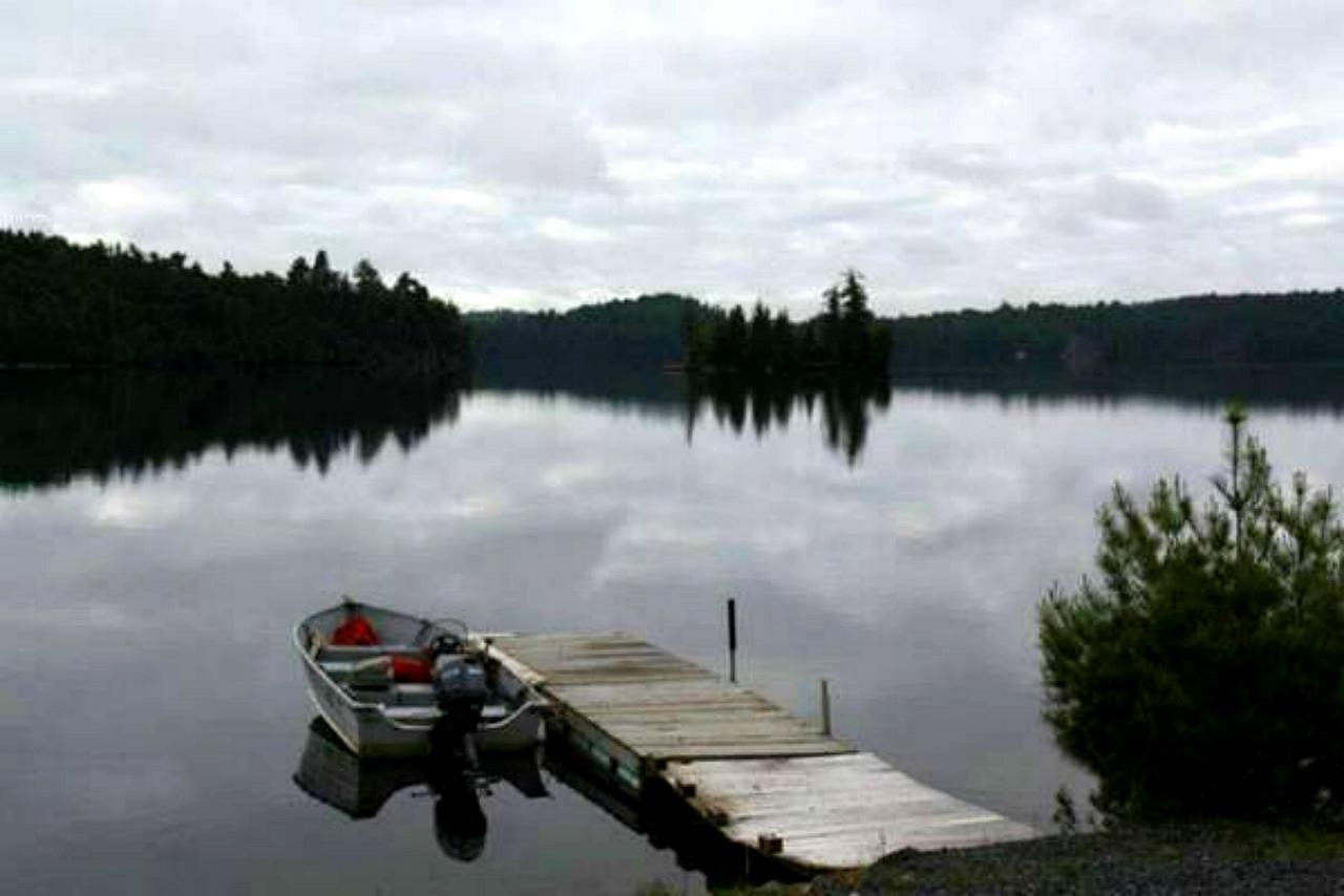 Dunlop Lake Lodge Elliot Lake Exteriör bild